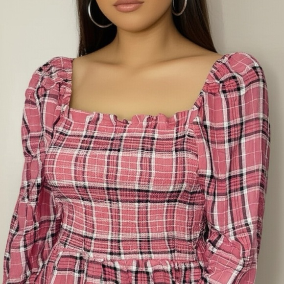 NWT INNER CIRCLE Women’s L/XL Blouse Stretchy Top Pink Gray Plaid Long Sleeve - Picture 1 of 11